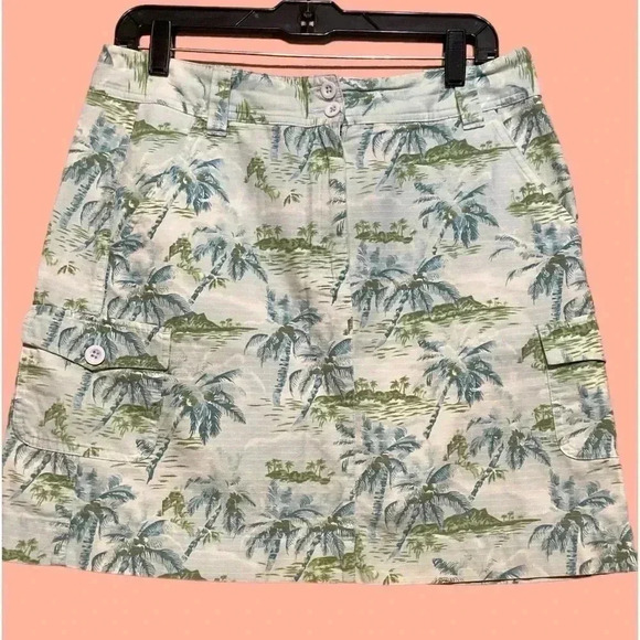 🌴 Adorable L.L. Bean skirt 🌴
BIN #5 - Picture 1 of 3